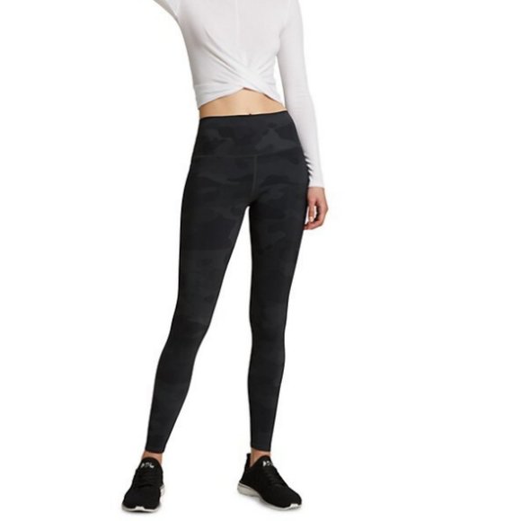 ALO Yoga Pants - Alo Yoga High-Waist Camo Leggings Size M